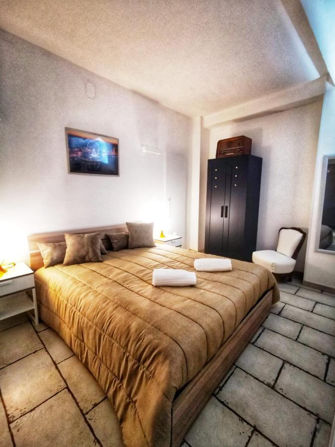 Pietra Bianca Appartment باري المظهر الخارجي الصورة