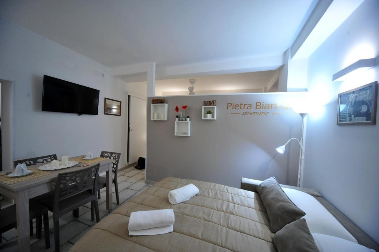 Pietra Bianca Appartment باري المظهر الخارجي الصورة